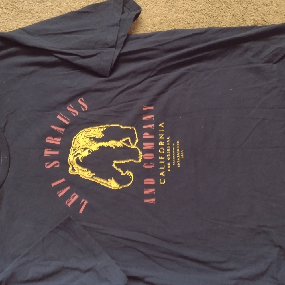 Levi's Tshirt, Unisex, size large